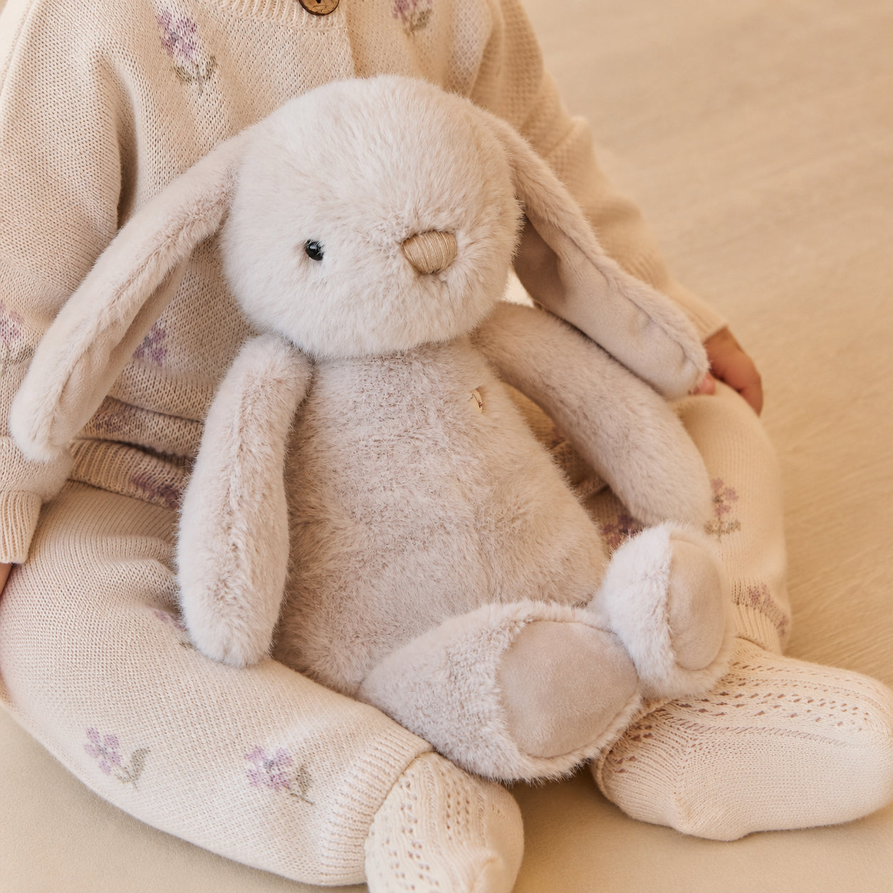 Snuggle Bunnies Penelope the Bunny 12
