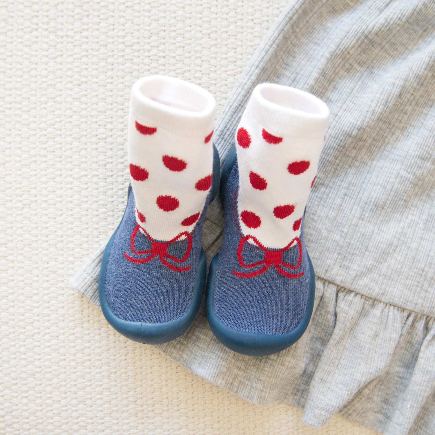 Komuello baby toddler firstwalker sock shoes: breathable, washable