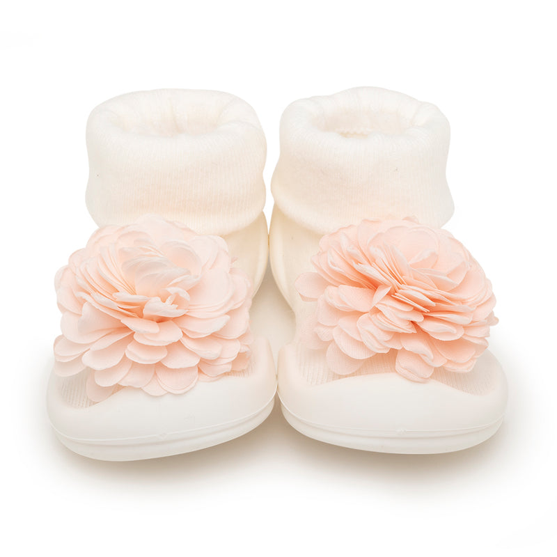 Komuello Baby Shoes Corsage White