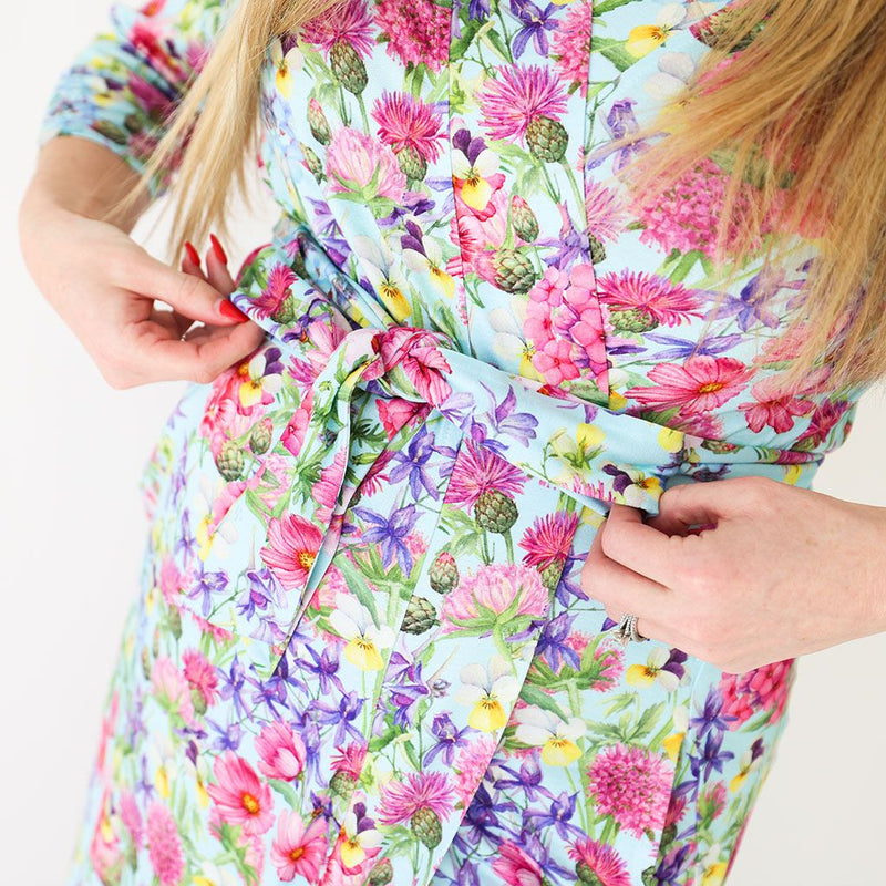Hadley - Lightweight maternity- friendly robe with pockets